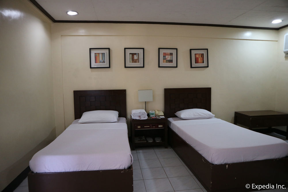 Riverview Resort And Conference Center Calamba  Εξωτερικό φωτογραφία