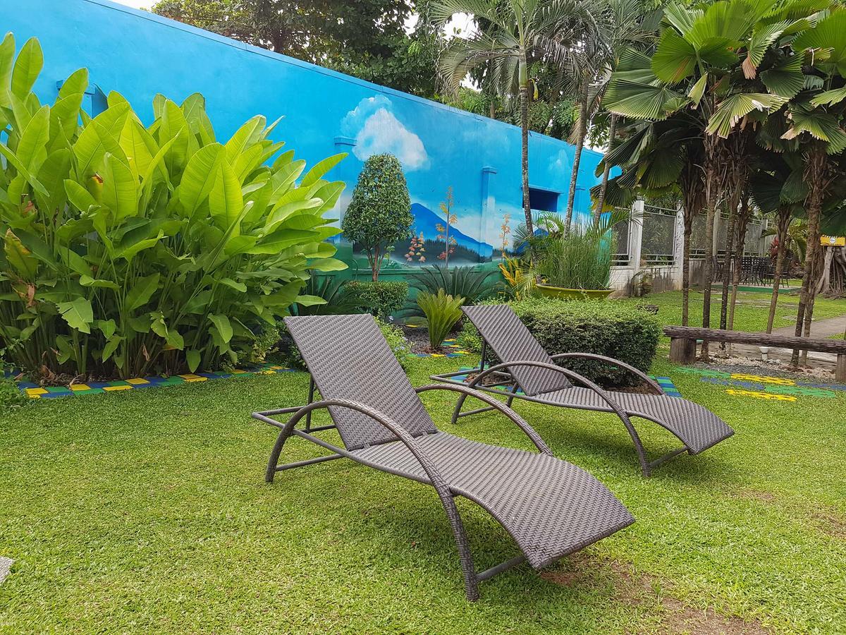 Riverview Resort And Conference Center Calamba  Εξωτερικό φωτογραφία